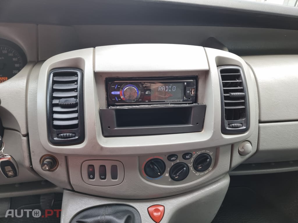 Opel Vivaro 1.9 CDTi L2 H1