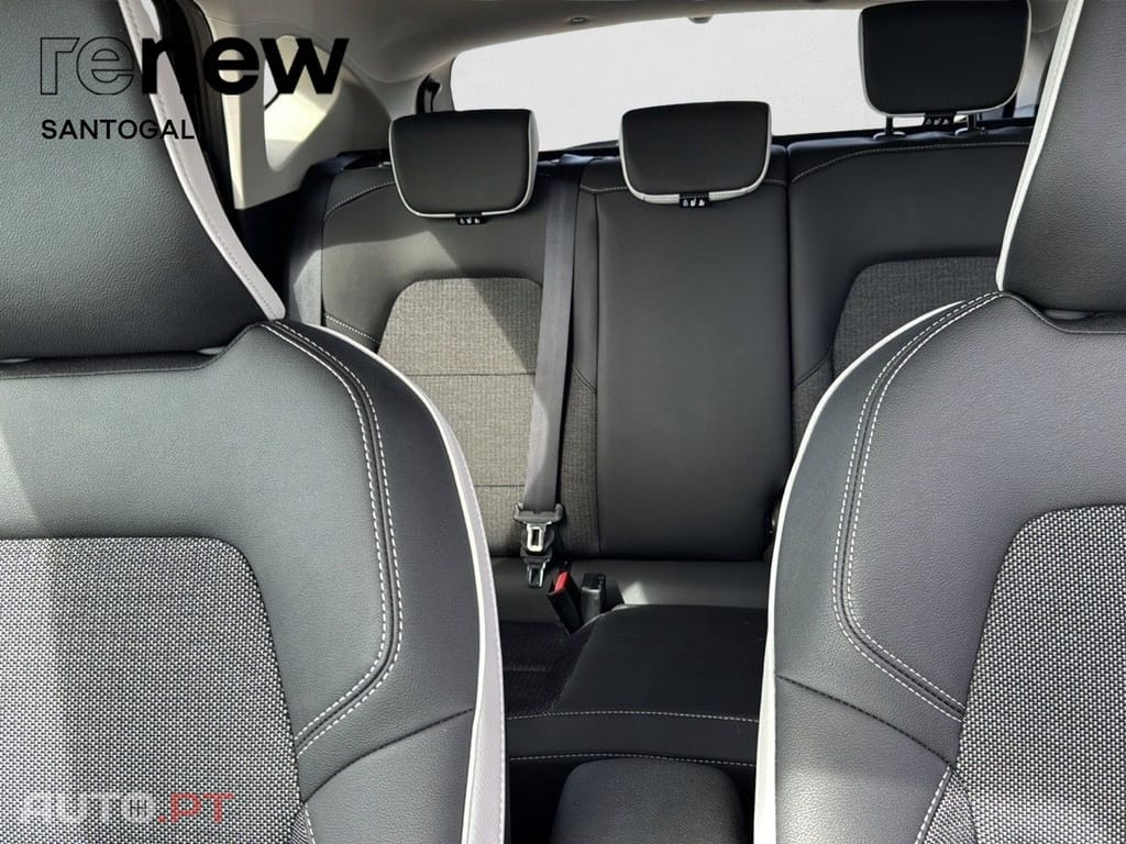 Renault Captur Captur Techno Bi-Fuel 100