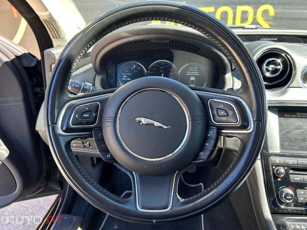 Jaguar XJ 3.0 D V6 Luxury