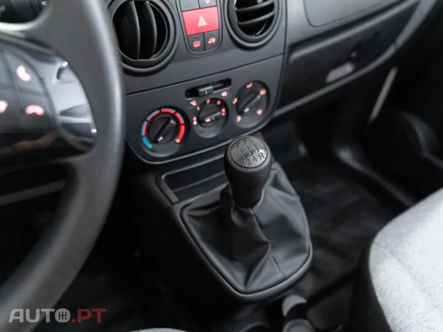 Fiat Fiorino 1.3 MULTIJET ADVENTURE