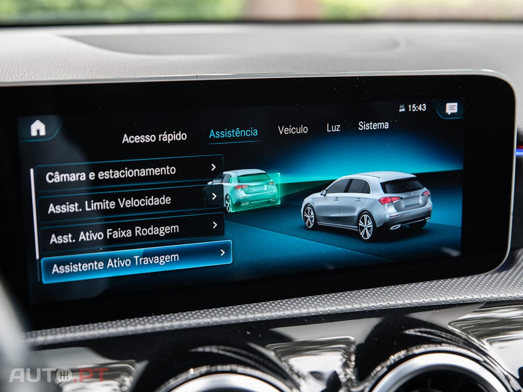 Mercedes-Benz A 180 D AMG Line Auto