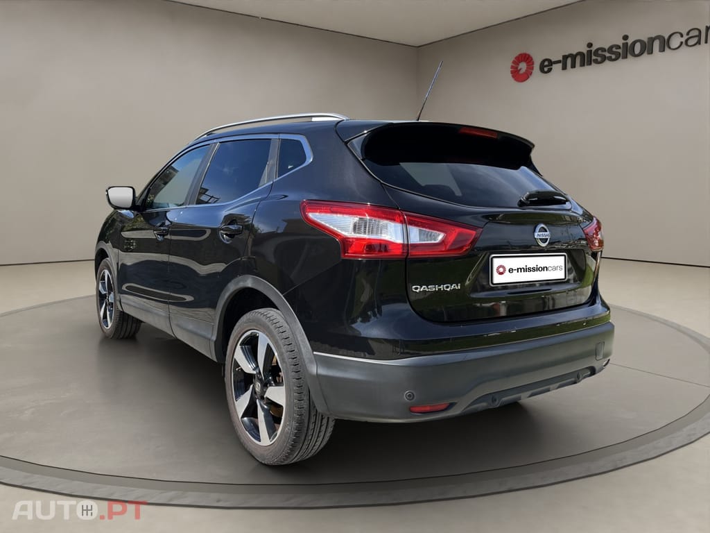 Nissan Qashqai 1.5 dCi N-Connecta 18 RS+PS
