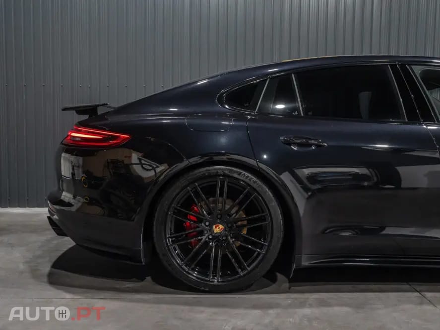 Porsche Panamera S PDK