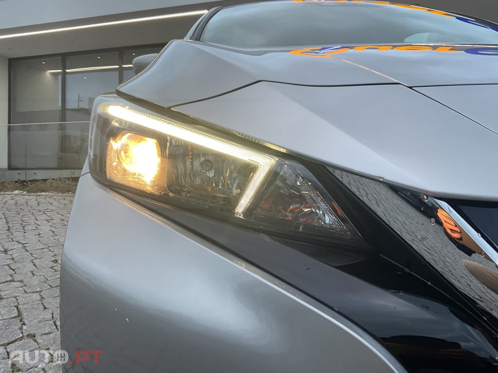 Nissan Leaf N-Connecta