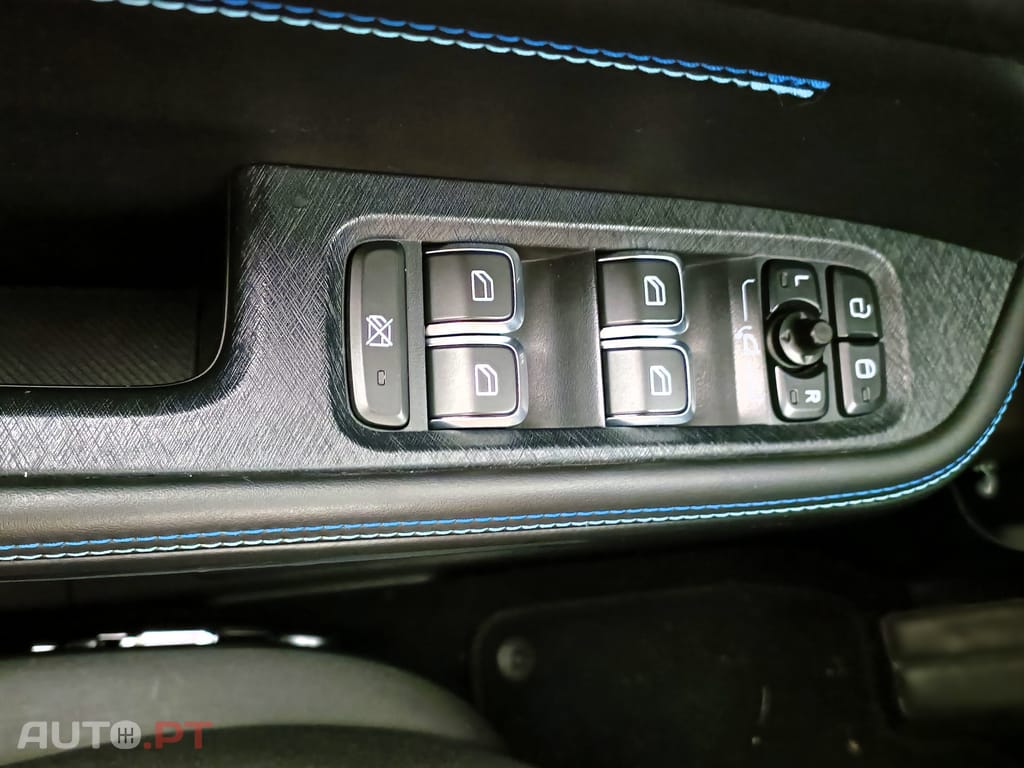 Lynk & Co 01 441EUAP10