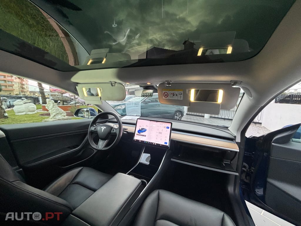 Tesla Model 3 Standard Range Plus RWD
