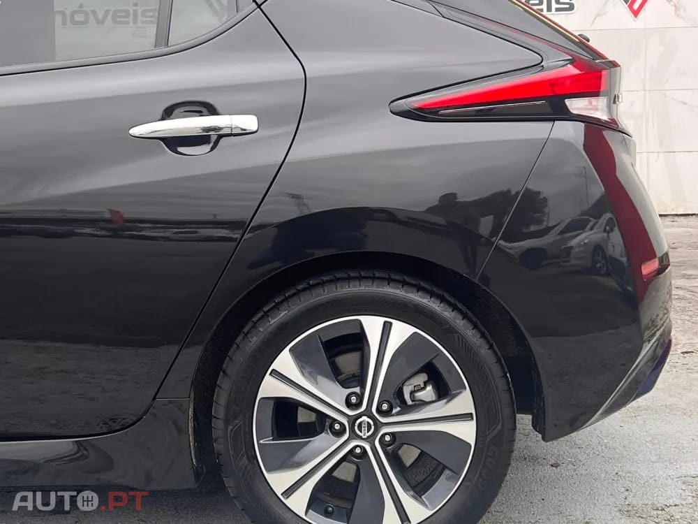 Nissan Leaf N-Connecta Full Led