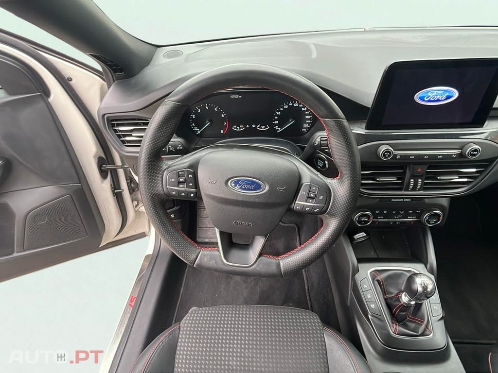 Ford Focus SW 1.0 EcoBoost ST-Line
