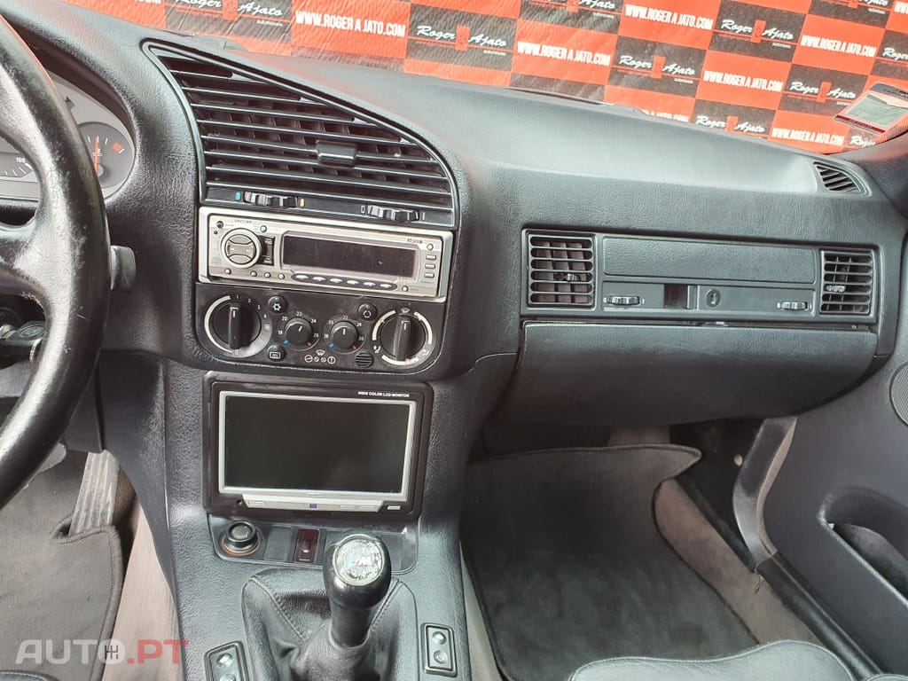 BMW M3 COUPE - 285CV