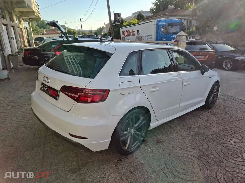 Audi A3 Sportback  1 0 Tfsi Sport
