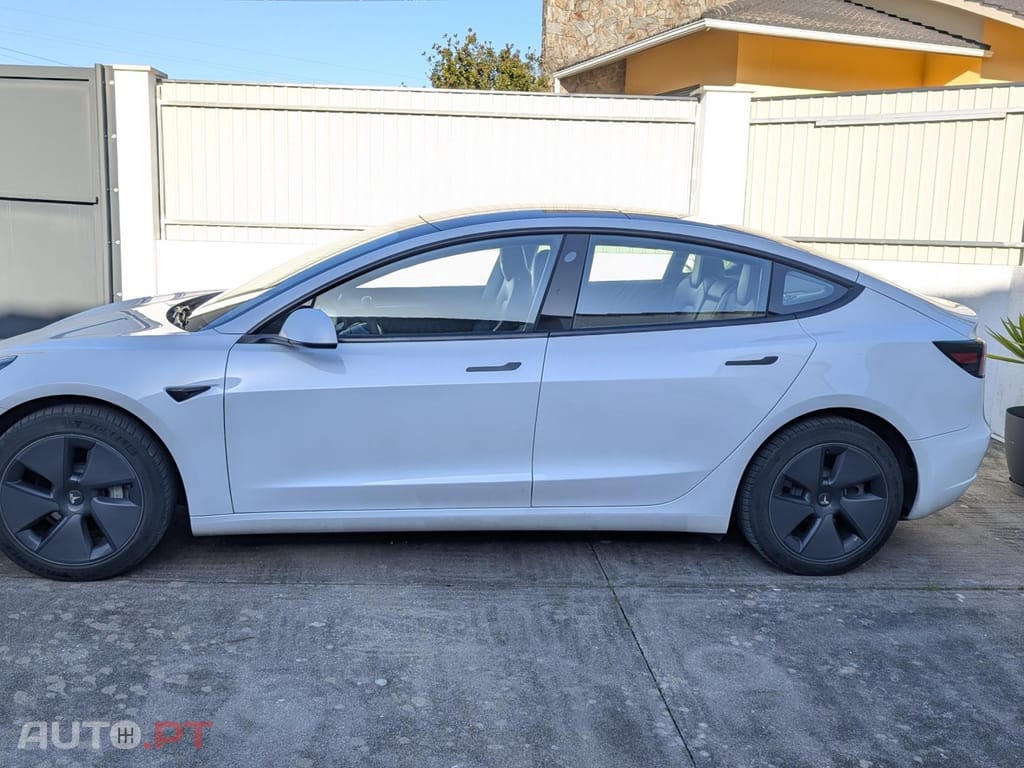 Tesla Model 3 Tração Traseira Premium