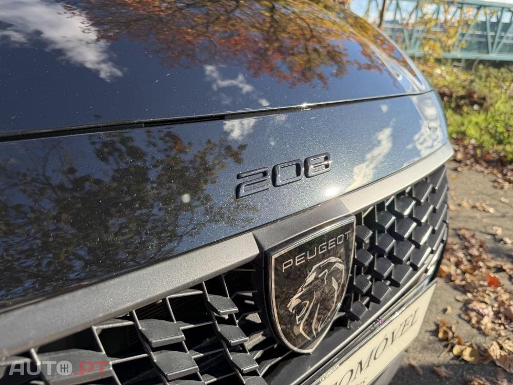 Peugeot 208 PureTech 75 Allure Pack