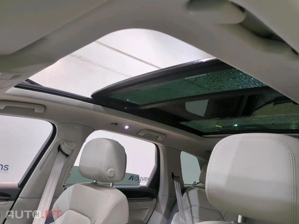 Volkswagen Touareg 3.0 TDI V6 Elegance Plus