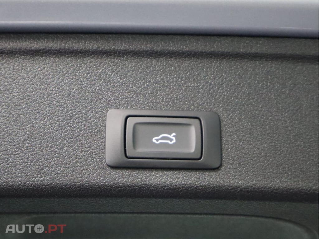 Audi A4 30 TDI S tronic Avant