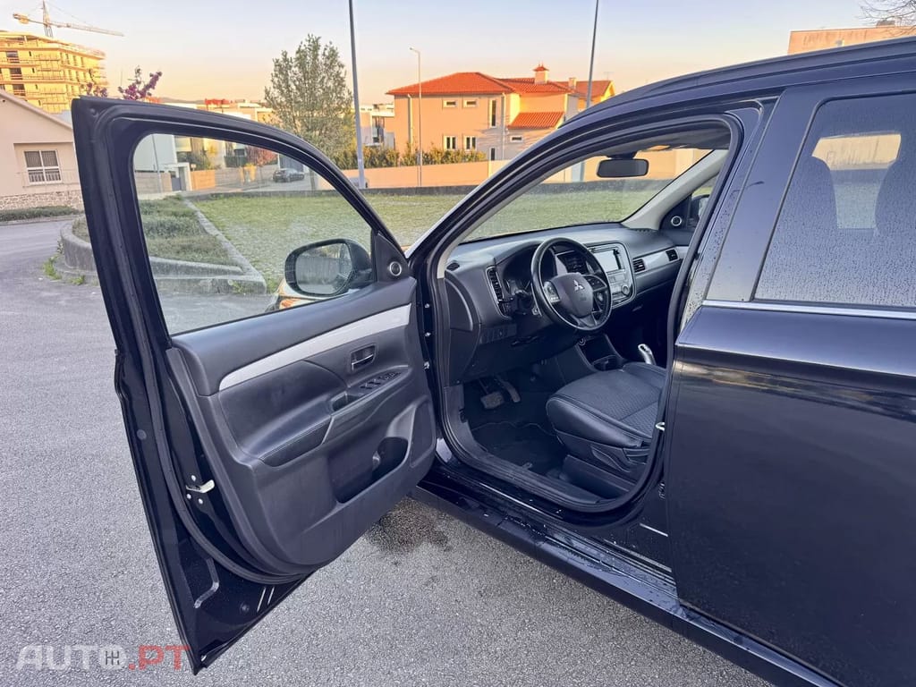 Mitsubishi Outlander 2.0 4WD