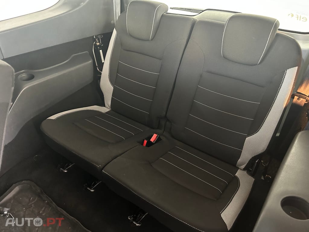 Dacia Lodgy 1.5 dCi Stepway 7L