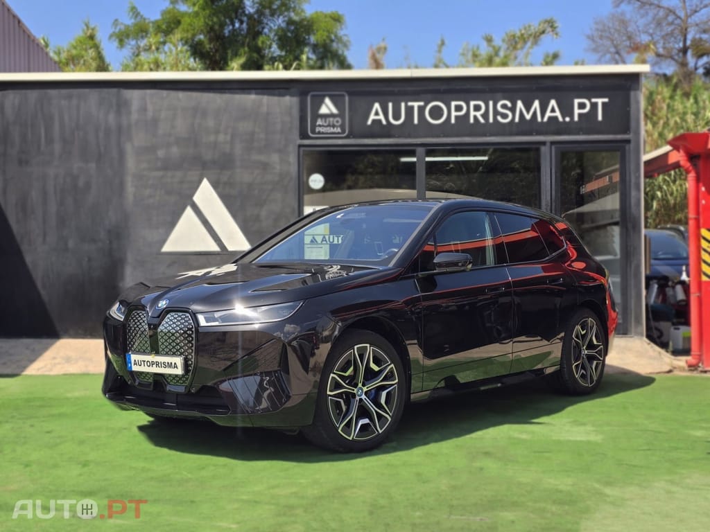 BMW iX xDrive 50