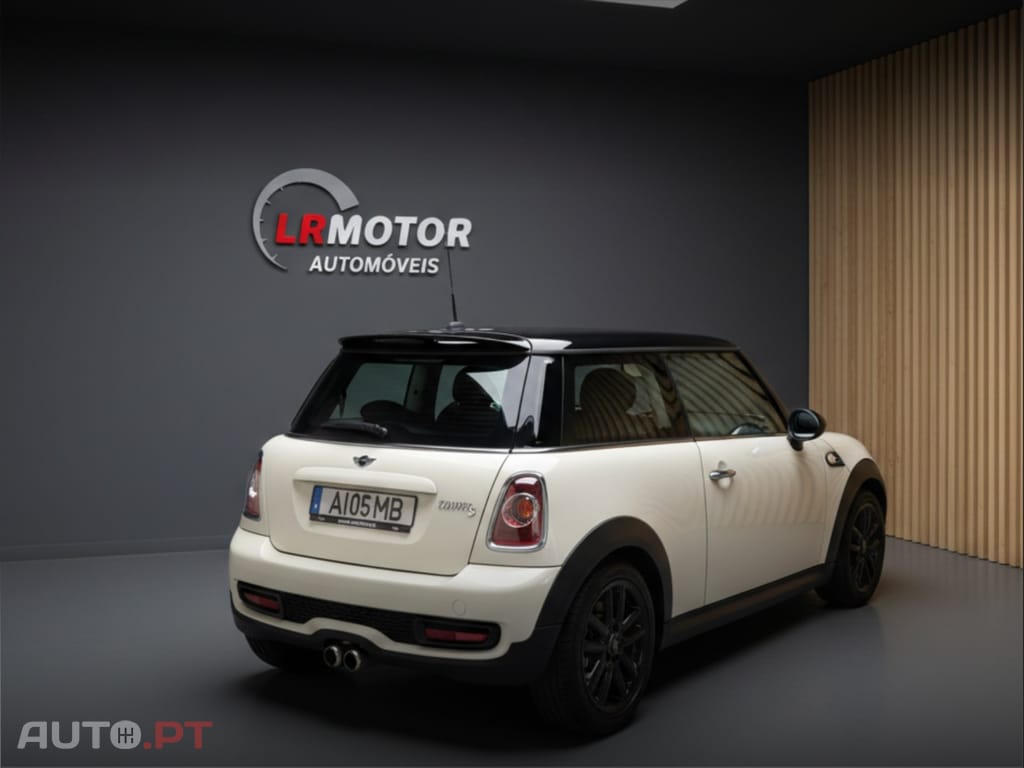 MINI Cooper Cooper S