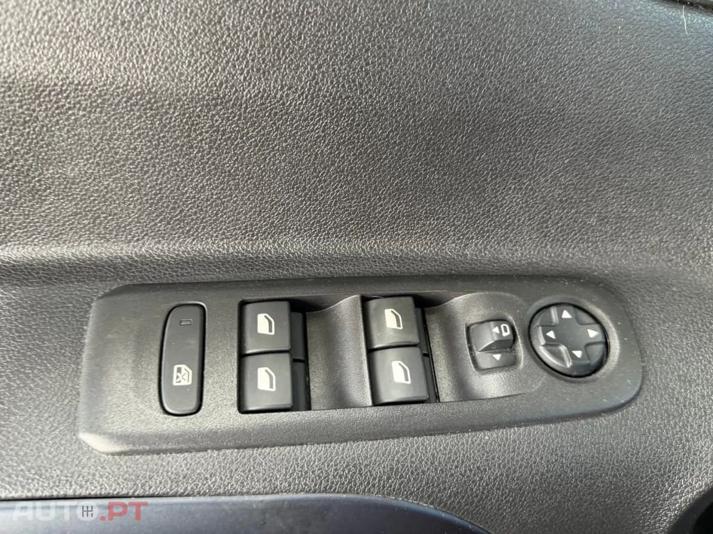 Peugeot Rifter 1.2 PureTech Active