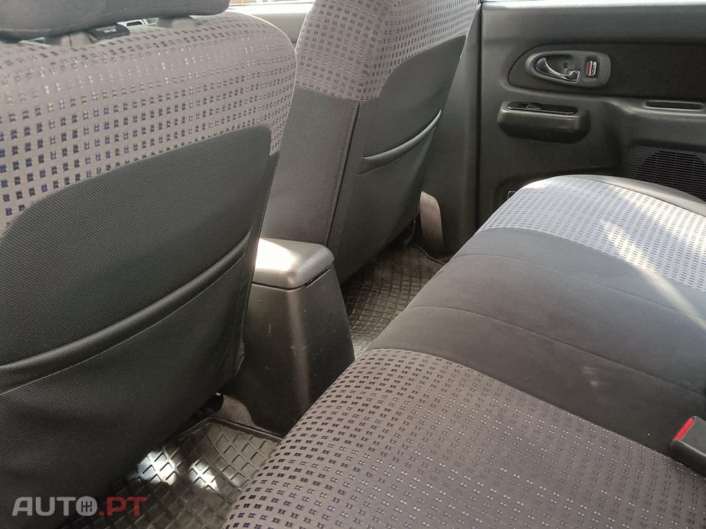 Mitsubishi L200 Strakar strakar