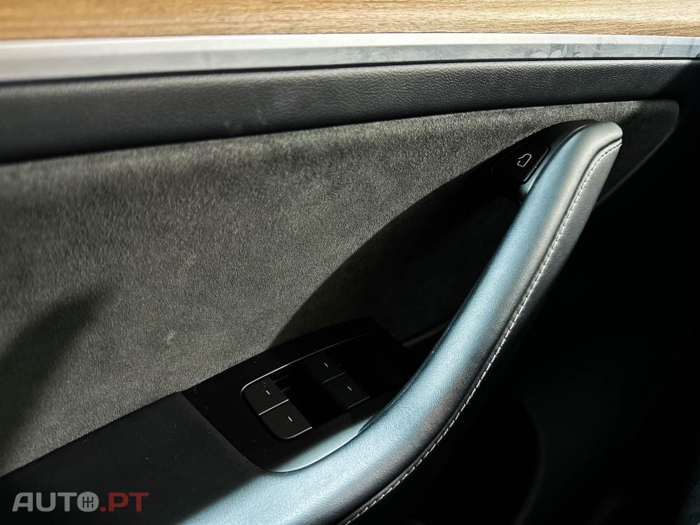 Tesla Model Y Performance AWD