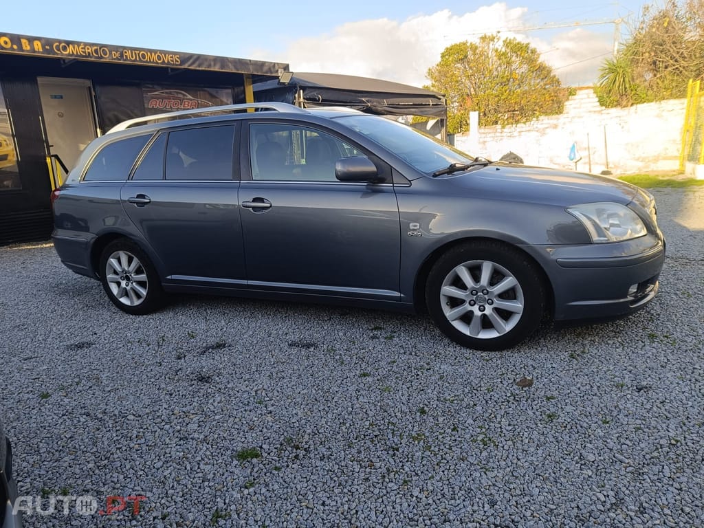 Toyota Avensis LB 2.0 D-4D Sol