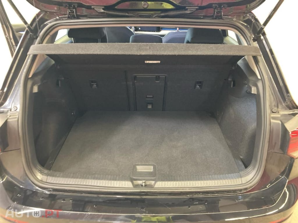 Volkswagen Golf 1.0 eTSI OPF Life Business DSG7
