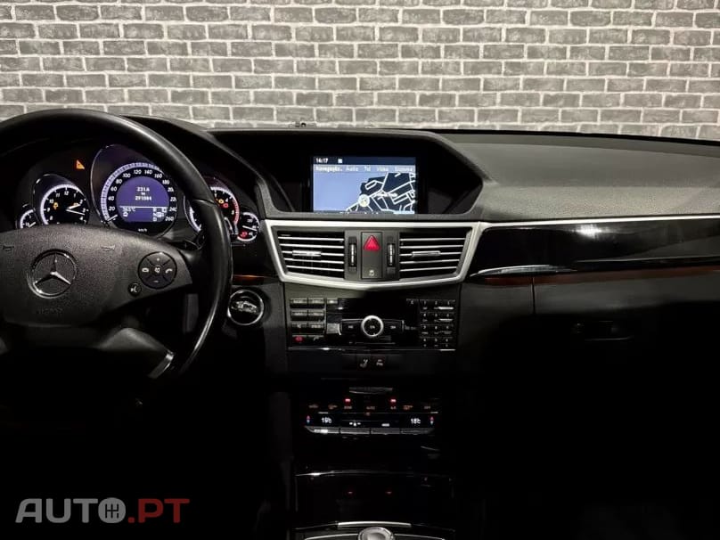 Mercedes-Benz E 350 CDI Avantgarde BlueEfficiency