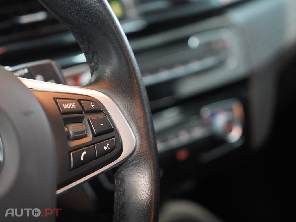 BMW X2 18 i sDrive Auto