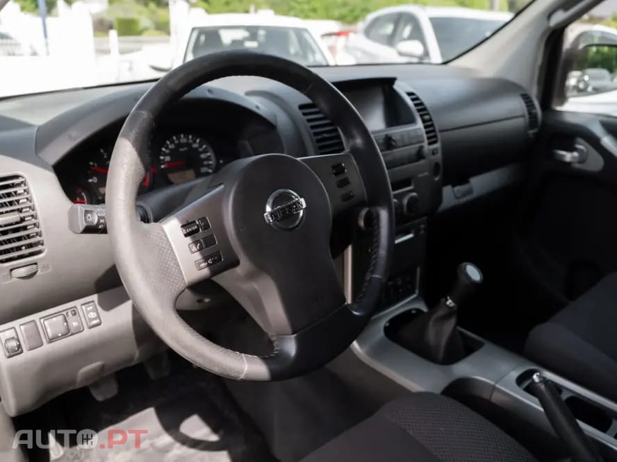 Nissan Navara 2.5 dCi CD Pilot Hi-Tech