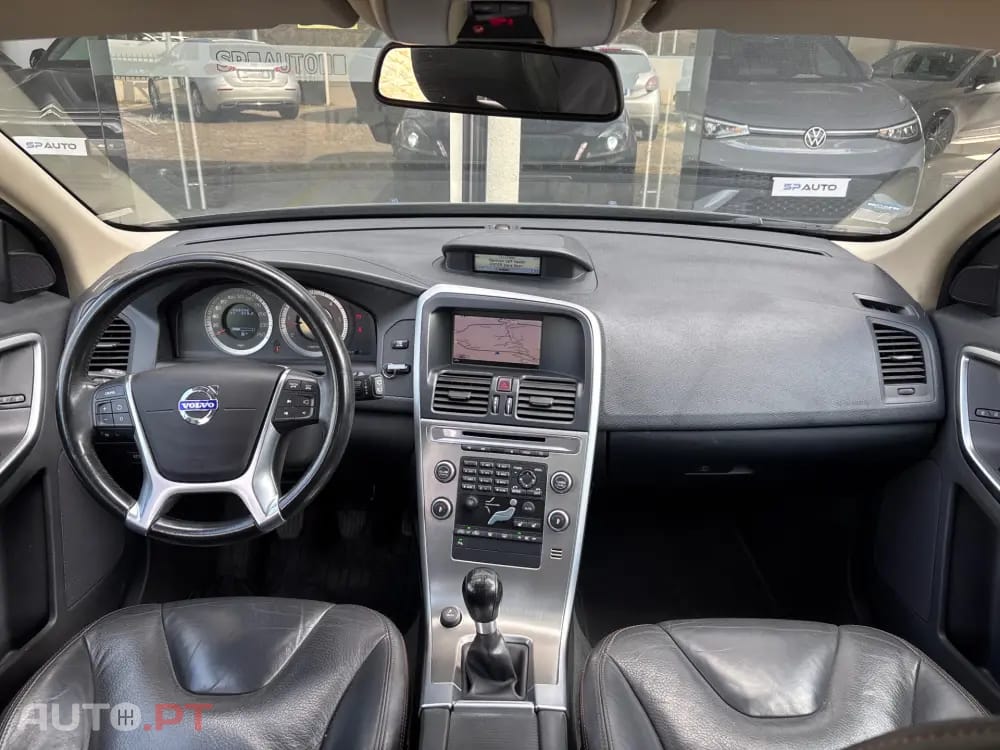 Volvo XC60 2.4 D Drive Momentum