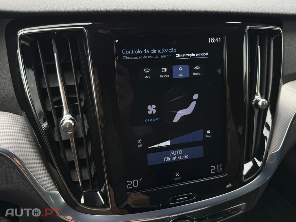Volvo V60 2.0 D3 R-Design Geartronic