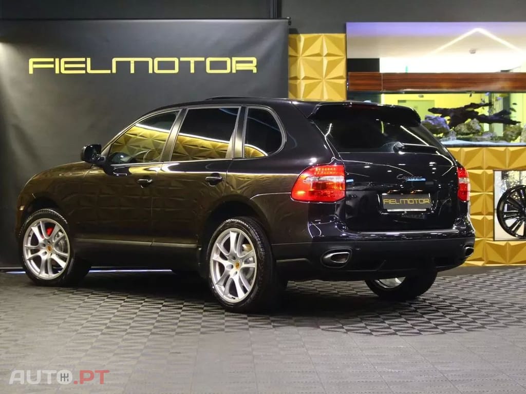 Porsche Cayenne Tiptronic