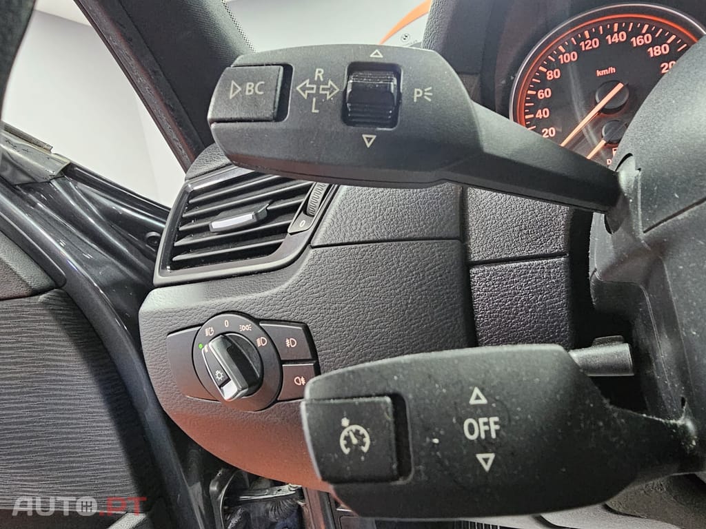 BMW X1 18 d sDrive Advantage