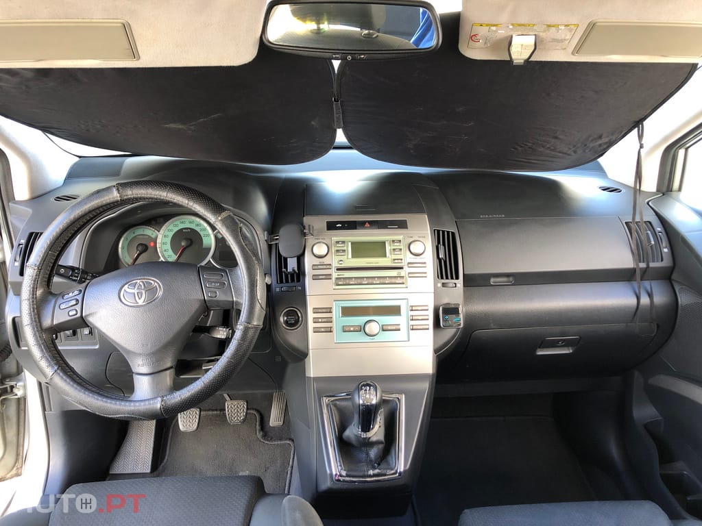 Toyota Corolla Verso D-4D