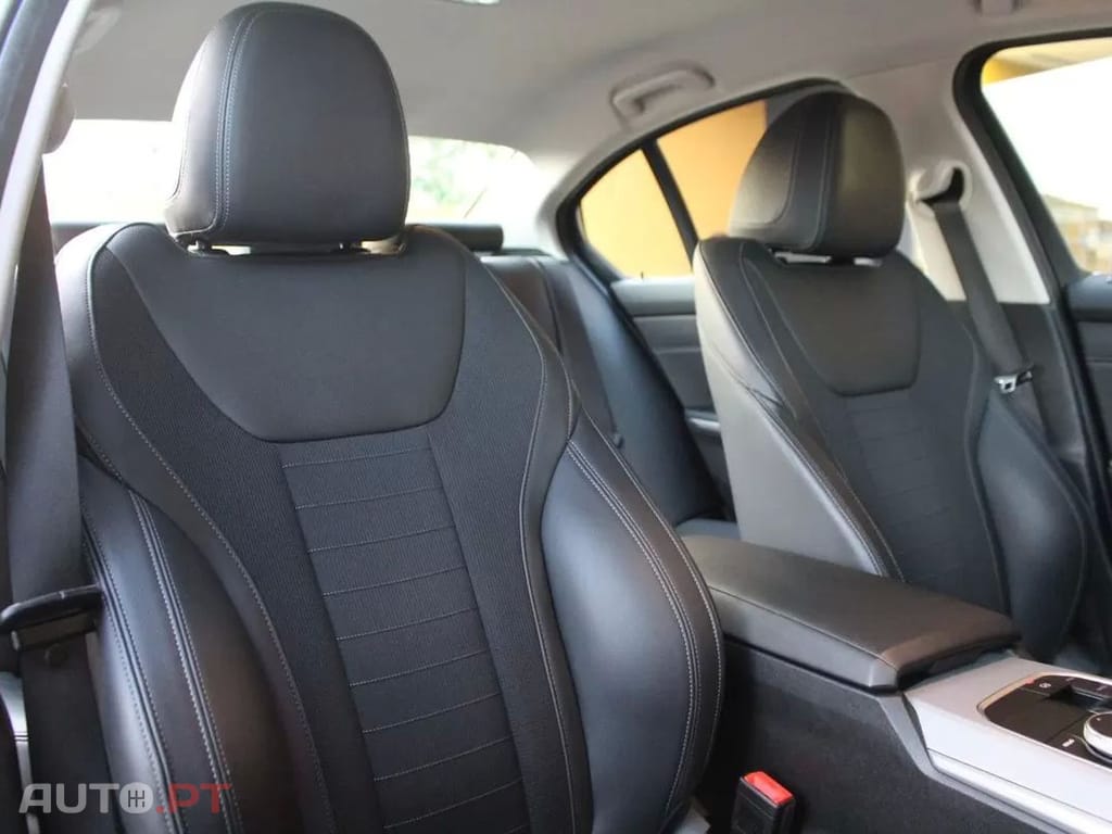 BMW 318 d Line Sport Auto