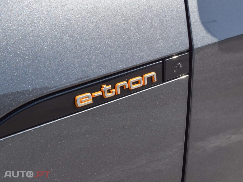 Audi E-Tron 55 quattro S line