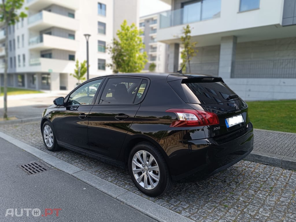 Peugeot 308 1.6 BlueHDi Style
