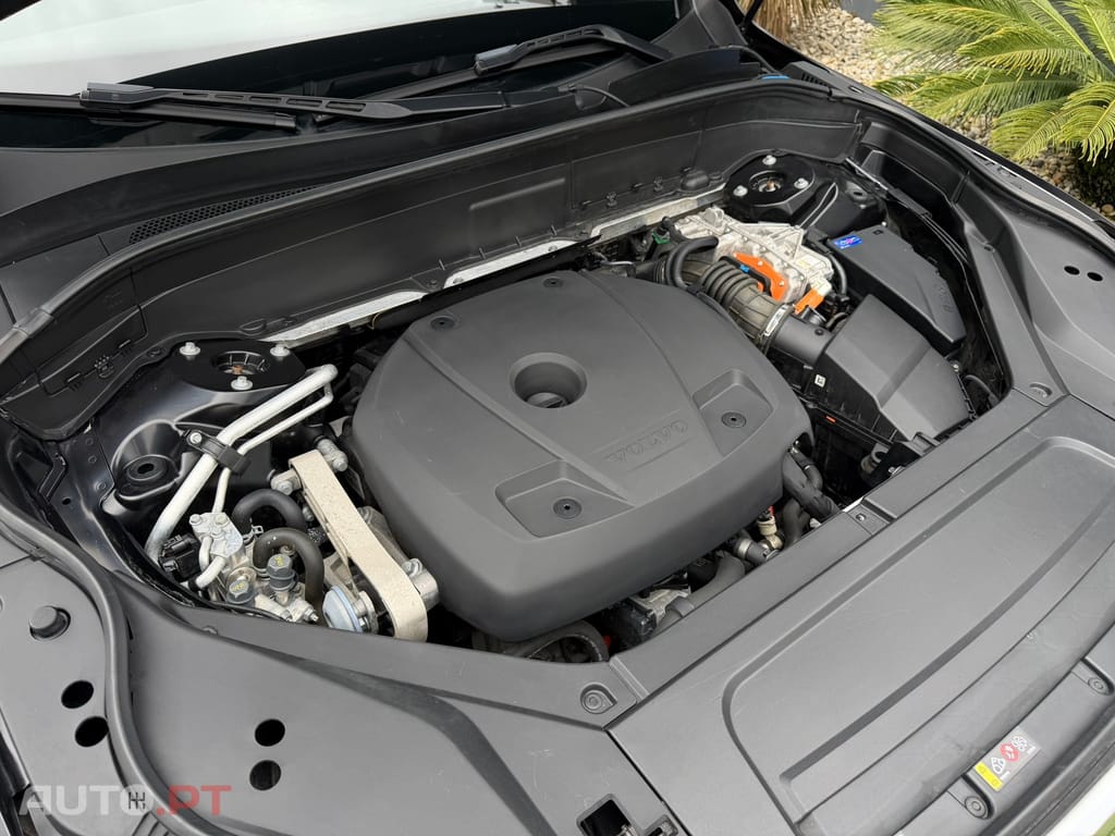 Volvo XC90 2.0 T8 PHEV Inscription Expression AWD