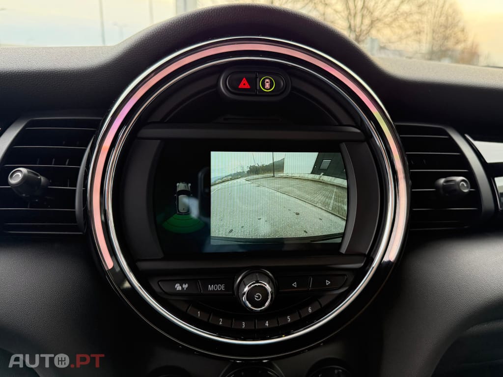 MINI Cooper Cooper SE