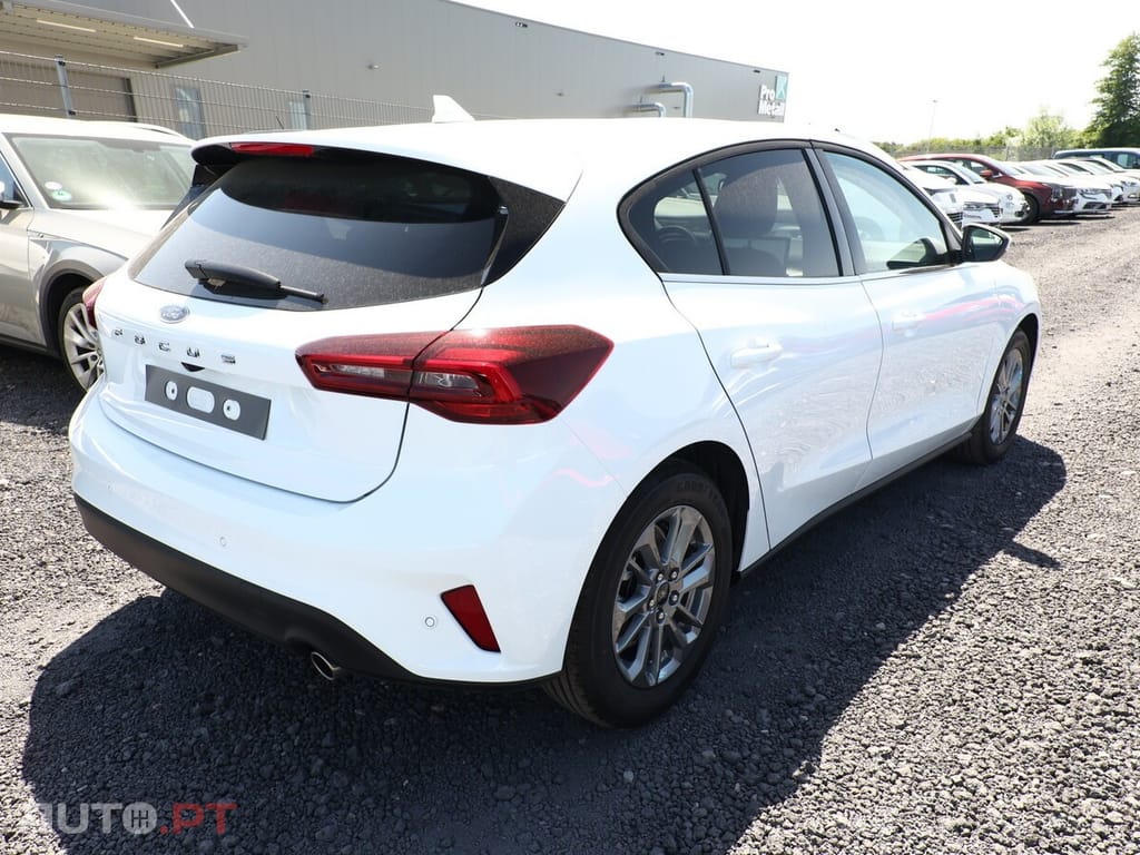 Ford Focus 1.0 EcoBoost S&S TITANIUM X