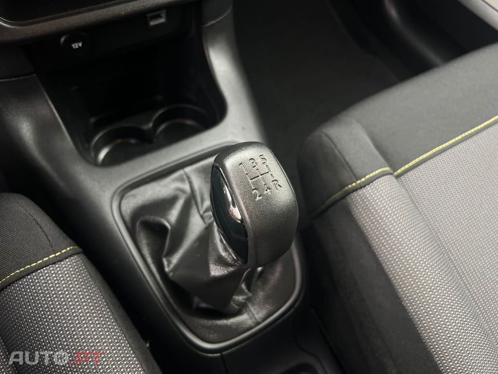 Citroen C3 1.2 PureTech C-Series