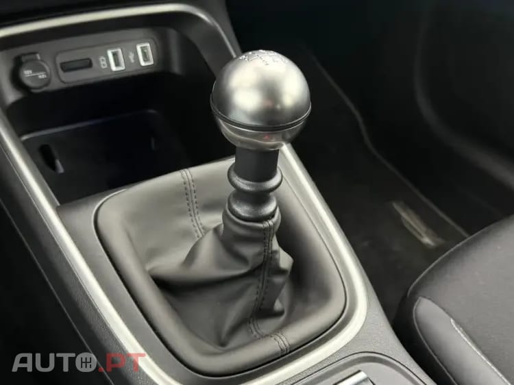 Jeep Avenger 1.2 GSE T3 Summit