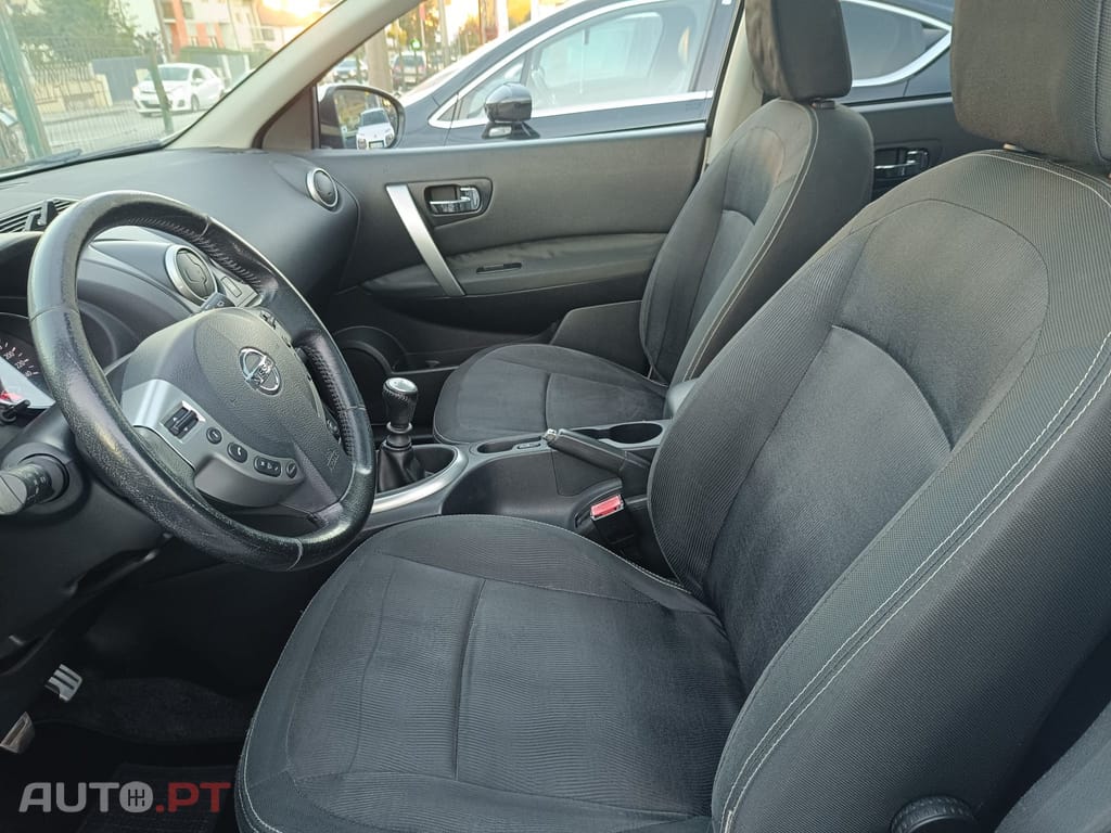 Nissan Qashqai +2 1.5 dCi Tekna Sport 17