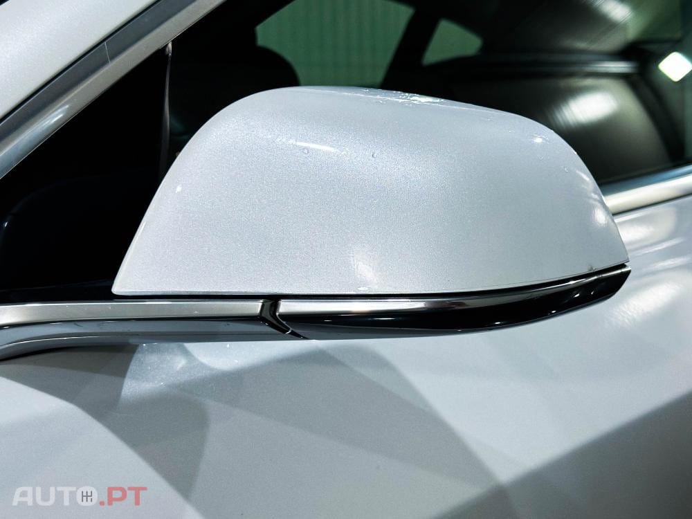 Tesla Model 3 Long-Range Dual Motor AWD