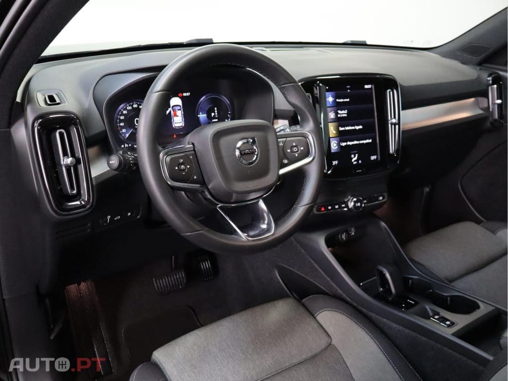 Volvo XC40 1.5 T4 PHEV Core