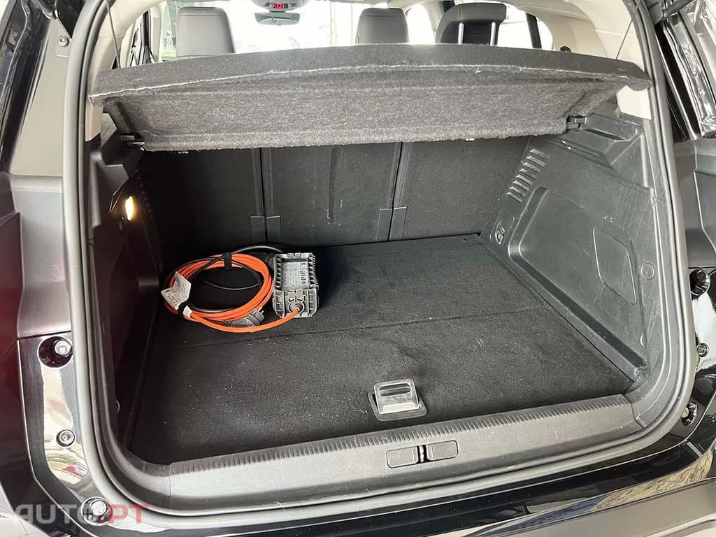Citroen C5 Aircross 225E HYBRID EAT8 SHINE