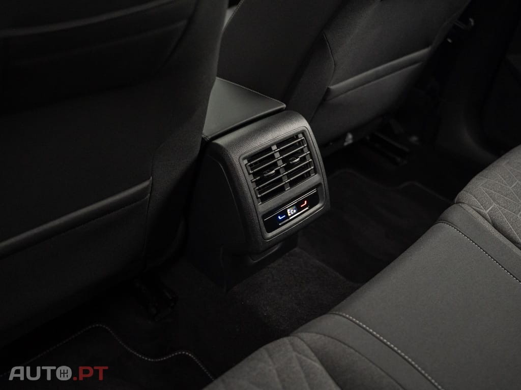 Volkswagen Golf 1.5 TSI e-Hybrid Life DSG