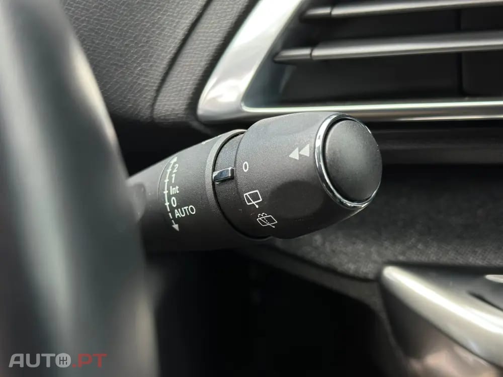 Peugeot 3008 1.5 BlueHDi Allure EAT8