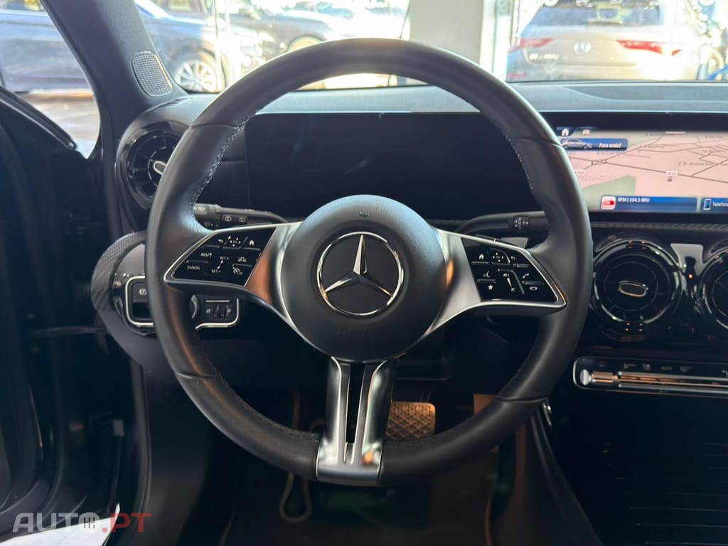 Mercedes-Benz A 250 e